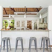Beautiful Tropical Family Villa In Kerobokan. Villas in Bali for Sale: Villa in Kerobokan, Bali for 566 Thousands USD. Leasehold. Preview photo #3
