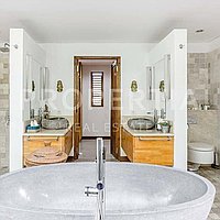 Beautiful Tropical Family Villa In Kerobokan. Villas in Bali for Sale: Villa in Kerobokan, Bali for 566 Thousands USD. Leasehold. Preview photo #5