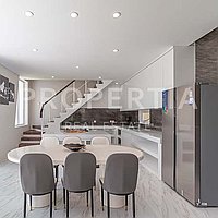 Beautiful Modern Family Home In Kerobokan. Villas in Bali for Sale: Вилла в Керобокан, Бали за 326 тыс. USD. Leasehold. Предварительный просмотр фото #1