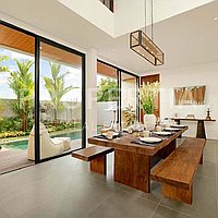 Amazing Family Home In Kerobokan. Villas in Bali for Sale: Villa in Kerobokan, Bali for 552 Thousands USD. Freehold. Preview photo #1