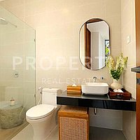 Amazing Family Home In Kerobokan. Villas in Bali for Sale: Villa in Kerobokan, Bali for 552 Thousands USD. Freehold. Preview of photo #1
