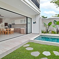 Exclusive Two-Bedroom Villa in Kerobokan with a Long Lease Term. Villas in Bali for Sale: Vila di Kerobokan, Bali untuk 215 Ribuan USD. Leasehold. Pratinjau foto #1