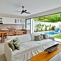 Exclusive Two-Bedroom Villa in Kerobokan with a Long Lease Term. Villas in Bali for Sale: Vila di Kerobokan, Bali untuk 215 Ribuan USD. Leasehold. Pratinjau foto #1