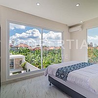 Stunning Modern Villa In Kerobokan. Villas in Bali for Sale: Villa in Kerobokan, Bali for 362 Thousands USD. Leasehold. Preview photo #11