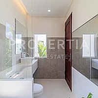 Stunning Modern Villa In Kerobokan. Villas in Bali for Sale: Villa in Kerobokan, Bali for 362 Thousands USD. Leasehold. Preview photo #6