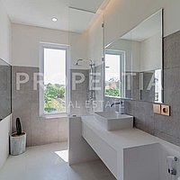 Stunning Modern Villa In Kerobokan. Villas in Bali for Sale: Villa in Kerobokan, Bali for 362 Thousands USD. Leasehold. Preview photo #13