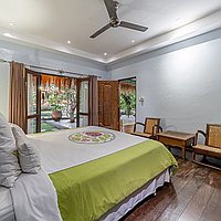 A timeless blend of traditional elegance and modern luxury in Kerobokan. Villas in Bali for Sale: Вилла в Керобокан, Бали за 1012 тыс. USD. Leasehold. Предварительный просмотр фото #16