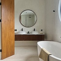 Sleek Modern Living with Serene Poolside near Bumbak. Villas in Bali for Sale: Villa in Kerobokan, Bali for 399 Thousands USD. Leasehold. Preview photo #10