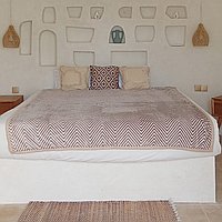 Charming 1-bed villa with large roof top and an office in Bumbak. Villas in Bali for Sale: Вилла в Керобокан, Бали за 142 тыс. USD. Leasehold. Предварительный просмотр фото #3