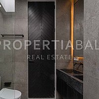 Modern Contemporary Villa In Kerobokan. Villas in Bali for Sale: Vila di Kerobokan, Bali untuk 285 Ribuan USD. Leasehold. Pratinjau foto #13