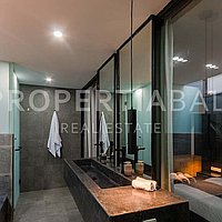 Contemporary Family Villa In Kerobokan. Villas in Bali for Sale: Vila di Kerobokan, Bali untuk 294 Ribuan USD. Leasehold. Pratinjau foto #15