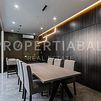 Contemporary Family Villa In Kerobokan. Villas in Bali for Sale: Vila di Kerobokan, Bali untuk 294 Ribuan USD. Leasehold. Pratinjau foto #19