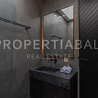Contemporary Family Villa In Kerobokan. Villas in Bali for Sale: Vila di Kerobokan, Bali untuk 294 Ribuan USD. Leasehold. Pratinjau foto #8