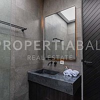 Contemporary Family Villa In Kerobokan. Villas in Bali for Sale: Vila di Kerobokan, Bali untuk 294 Ribuan USD. Leasehold. Pratinjau foto #5