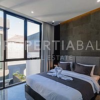 Contemporary Family Villa In Kerobokan. Villas in Bali for Sale: Vila di Kerobokan, Bali untuk 294 Ribuan USD. Leasehold. Pratinjau foto #3