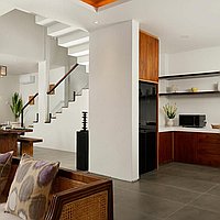 Modern contemporary freehold villa in Kerobokan. Villas in Bali for Sale: Вилла в Керобокан, Бали за 552 тыс. USD. Freehold. Предварительный просмотр фото #5