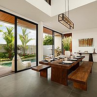 Modern contemporary freehold villa in Kerobokan. Villas in Bali for Sale: Вилла в Керобокан, Бали за 552 тыс. USD. Freehold. Предварительный просмотр фото #3