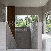 Exquisite Villa In Timeless Design In Tumbak Bayuh. Villas in Bali for Sale: Villa in Tumbak Bayuh, Bali for 1356 Thousands USD. Leasehold. Preview photo #9