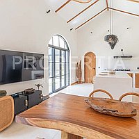 Charming Mediterranean Villa In Bingin. Villas in Bali for Sale: Вилла в Бингин, Бали за 259 тыс. USD. Leasehold. Предварительный просмотр фото #2