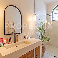 Charming Mediterranean Villa In Bingin. Villas in Bali for Sale: Вилла в Бингин, Бали за 259 тыс. USD. Leasehold. Предварительный просмотр фото #11