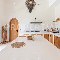 Charming Mediterranean Villa In Bingin. Villas in Bali for Sale: Вилла в Бингин, Бали за 259 тыс. USD. Leasehold. Предварительный просмотр фото #1