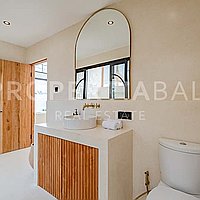 Amazing Profitable Villa In The Heart Of Bumbak. Villas in Bali for Sale: Vila di Umalas, Bali untuk 218 Ribuan USD. Leasehold. Pratinjau foto #11