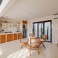 Amazing Profitable Villa In The Heart Of Bumbak. Villas in Bali for Sale: Vila di Umalas, Bali untuk 218 Ribuan USD. Leasehold. Pratinjau foto #4