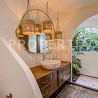 Luxurious Mediterranean Villa In Umalas. Villas in Bali for Sale: Vila di Umalas, Bali untuk 636 Ribuan USD. Leasehold. Pratinjau foto #15