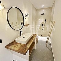 Stunning Modern Tropical Villa In Padonan. Villas in Bali for Sale: Вилла в Бали за 175 тыс. USD. Leasehold. Предварительный просмотр фото #7