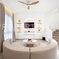 Finished 2 Bedrooms Villa In The Prime Area Of Berawa. Villas in Bali for Sale: Villa in Berawa (Canggu), Bali for 30.5 Million INR. Freehold. Preview of photo #1