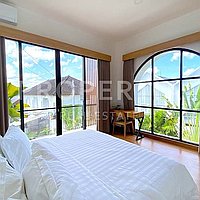 Modern 3-Bedroom Villa In Tumbak Bayuh. Villas in Bali for Sale: Villa in Bali for 297 Thousands USD. Leasehold. Preview photo #1