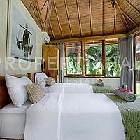 Stunning Balinese Villa Steps To The Beach. Villas in Bali for Sale: Vila di Bingin, Bali untuk 420 Ribuan USD. Leasehold. Pratinjau foto #19