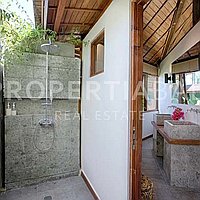 Stunning Balinese Villa Steps To The Beach. Villas in Bali for Sale: Vila di Bingin, Bali untuk 420 Ribuan USD. Leasehold. Pratinjau foto #17