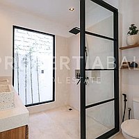 Amazing Mediterranean Villa In The Heart Of Bingin. Villas in Bali for Sale: Vila di Bingin, Bali untuk 287 Ribuan USD. Leasehold. Pratinjau foto #12
