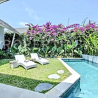 Stunning Modern Family Home In Berawa. Villas in Bali for Sale: Vila di Berawa (Canggu), Bali untuk 303 Ribuan USD. Leasehold. Pratinjau foto #9