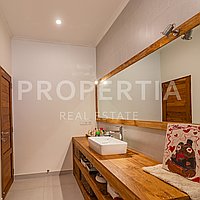 Spacious Family Home In Buduk. Villas in Bali for Sale: Vila di Bali untuk 545 Ribuan USD. Leasehold. Pratinjau foto #19