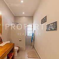 Spacious Family Home In Buduk. Villas in Bali for Sale: Vila di Bali untuk 545 Ribuan USD. Leasehold. Pratinjau foto #18