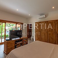 Spacious Family Home In Buduk. Villas in Bali for Sale: Vila di Bali untuk 545 Ribuan USD. Leasehold. Pratinjau foto #17