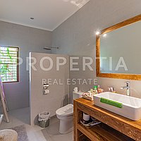 Spacious Family Home In Buduk. Villas in Bali for Sale: Vila di Bali untuk 545 Ribuan USD. Leasehold. Pratinjau foto #11