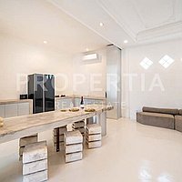 Spacious And Stylish Villa In Berawa. Villas in Bali for Sale: Вилла в Берава (Чангу), Бали за 390 тыс. USD. Leasehold. Предварительный просмотр фото #1