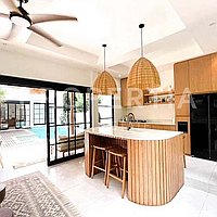 Modern Tropical Villa In Tumbak Bayuh. Villas in Bali for Sale: Vila di Bali untuk 233 Ribuan USD. Leasehold. Pratinjau foto #1