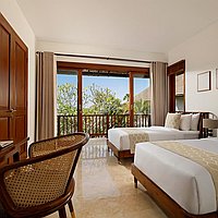 Modern Balinese villa with large garden in Ungasan for sale. Villas in Bali for Sale: Villa in Bukit South, Bali for 521 Thousands USD. Freehold. Preview photo #9