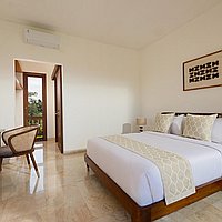 Modern Balinese villa with large garden in Ungasan for sale. Villas in Bali for Sale: Villa in Bukit South, Bali for 521 Thousands USD. Freehold. Preview photo #10