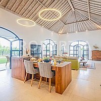 Stunning Modern Familiy Home In Padonan. Villas in Bali for Sale: Вилла в Padonan, Бали за 384 тыс. USD. Leasehold. Предварительный просмотр фото #2