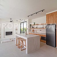 Amazing Tropical Inspired Villa In The Heart Of Bumbak. Villas in Bali for Sale: Vila di Umalas, Bali untuk 242 Ribuan USD. Leasehold. Pratinjau foto #1
