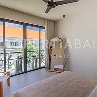 Amazing Tropical Inspired Villa In The Heart Of Bumbak. Villas in Bali for Sale: Vila di Umalas, Bali untuk 242 Ribuan USD. Leasehold. Pratinjau foto #16