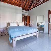 Charming 2-Bedroom Villa In Prime Berawa. Villas in Bali for Sale: Вилла в Берава (Чангу), Бали за 359 тыс. USD. Leasehold. Предварительный просмотр фото #11