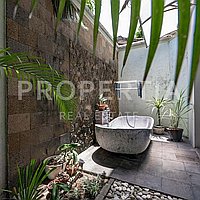 Charming 2-Bedroom Villa In Prime Berawa. Villas in Bali for Sale: Вилла в Берава (Чангу), Бали за 359 тыс. USD. Leasehold. Предварительный просмотр фото #7