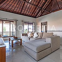 Charming 2-Bedroom Villa In Prime Berawa. Villas in Bali for Sale: Вилла в Берава (Чангу), Бали за 359 тыс. USD. Leasehold. Предварительный просмотр фото #15