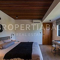 Outstanding Industrial Style Family Villa In Berawa. Villas in Bali for Sale: Vila di Berawa (Canggu), Bali untuk 829 Ribuan USD. Leasehold. Pratinjau foto #9